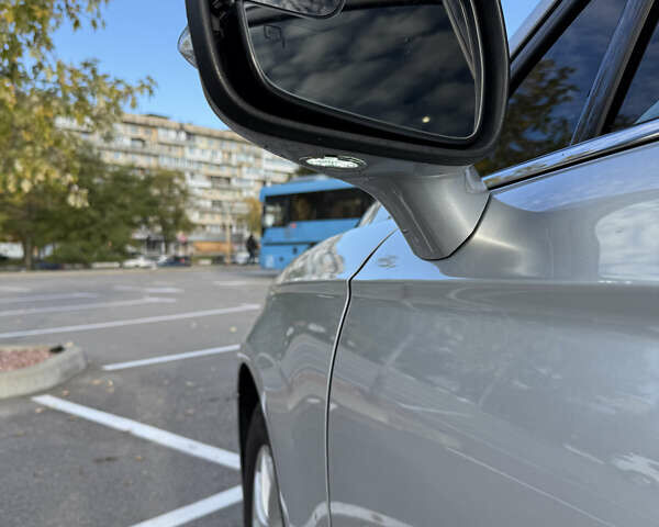 Серый Форд Фьюжн, объемом двигателя 2.5 л и пробегом 179 тыс. км за 10500 $, фото 26 на Automoto.ua