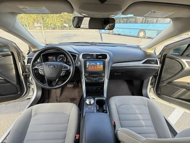 Сірий Форд Фьюжен, об'ємом двигуна 2.5 л та пробігом 179 тис. км за 10500 $, фото 2 на Automoto.ua