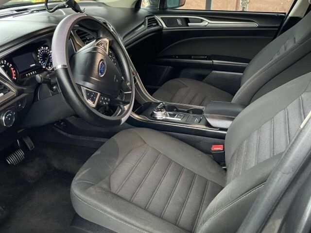 Сірий Форд Фьюжен, об'ємом двигуна 2.5 л та пробігом 137 тис. км за 12000 $, фото 6 на Automoto.ua