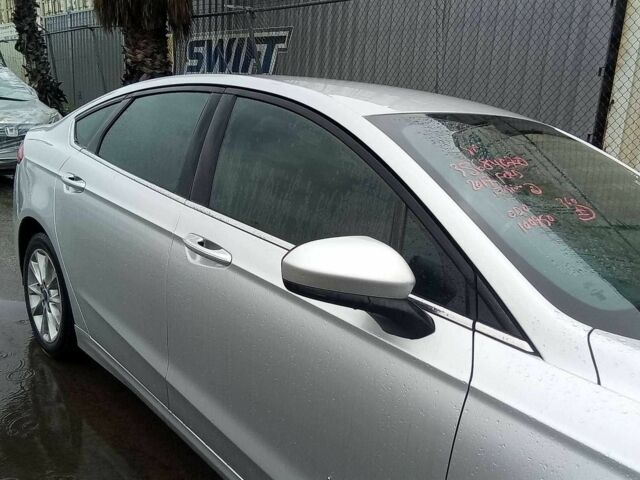 Сірий Форд Фьюжен, об'ємом двигуна 2 л та пробігом 162 тис. км за 9800 $, фото 6 на Automoto.ua