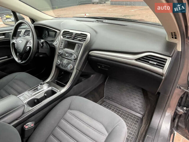 Серый Форд Фьюжн, объемом двигателя 2.49 л и пробегом 119 тыс. км за 10400 $, фото 45 на Automoto.ua