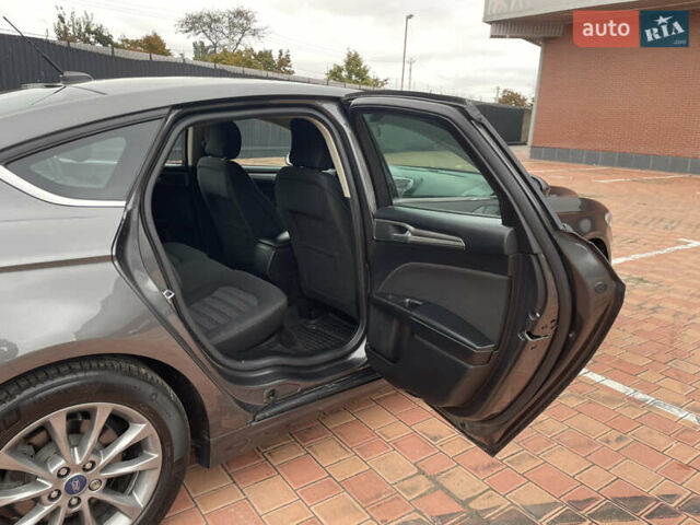 Серый Форд Фьюжн, объемом двигателя 2.49 л и пробегом 119 тыс. км за 10400 $, фото 51 на Automoto.ua