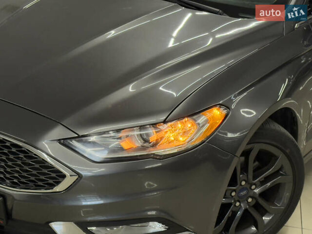 Форд Фьюжн 2017 в Николаеве на Automoto.ua Серый Форд Фьюжн, объемом двигателя 2.49 л и пробегом 33 тыс. км за 15479 $, фото 2 на Automoto.ua
