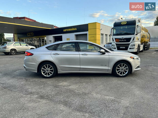 Сірий Форд Фьюжен, об'ємом двигуна 2 л та пробігом 123 тис. км за 14000 $, фото 13 на Automoto.ua