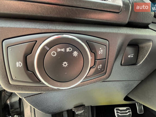 Серый Форд Фьюжн, объемом двигателя 2 л и пробегом 64 тыс. км за 16899 $, фото 10 на Automoto.ua