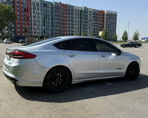 Форд Фьюжн 2017 в Киеве на Automoto.ua Серый Форд Фьюжн, объемом двигателя 2 л и пробегом 211 тыс. км за 13400 $, фото 3 на Automoto.ua