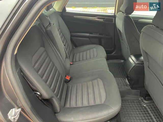 Серый Форд Фьюжн, объемом двигателя 2.49 л и пробегом 119 тыс. км за 10400 $, фото 54 на Automoto.ua