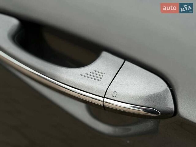 Серый Форд Фьюжн, объемом двигателя 2.69 л и пробегом 156 тыс. км за 15699 $, фото 7 на Automoto.ua