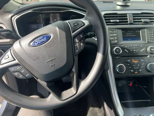 Серый Форд Фьюжн, объемом двигателя 2 л и пробегом 207 тыс. км за 13000 $, фото 23 на Automoto.ua