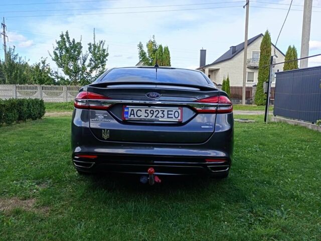 Сірий Форд Фьюжен, об'ємом двигуна 2 л та пробігом 139 тис. км за 13800 $, фото 1 на Automoto.ua