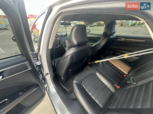 Сірий Форд Фьюжен, об'ємом двигуна 1.5 л та пробігом 117 тис. км за 11500 $, фото 6 на Automoto.ua
