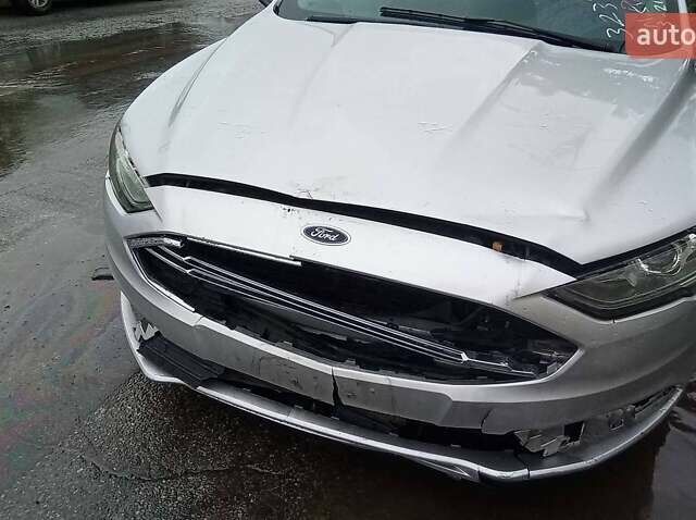 Форд Фьюжен 2017 у Львові на Automoto.ua Сірий Форд Фьюжен, об'ємом двигуна 2 л та пробігом 119 тис. км за 11000 $, фото 6 на Automoto.ua