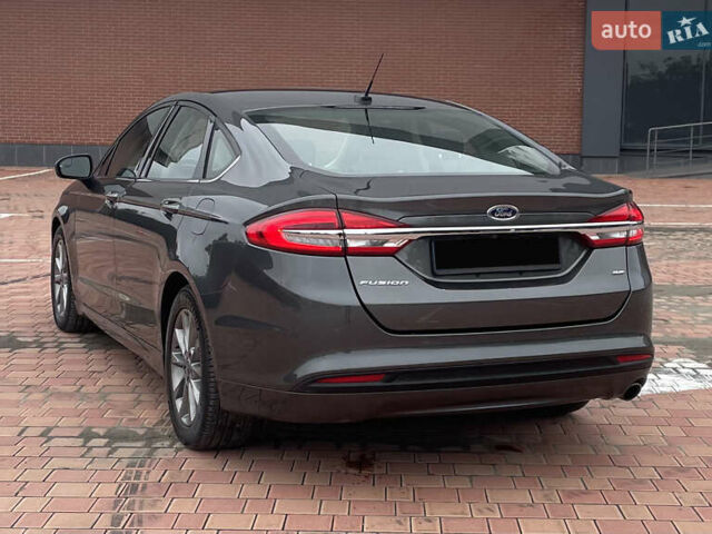 Серый Форд Фьюжн, объемом двигателя 2.49 л и пробегом 119 тыс. км за 10400 $, фото 23 на Automoto.ua