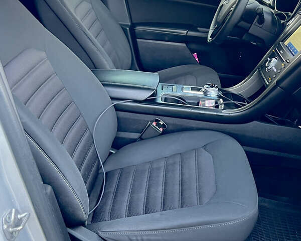 Сірий Форд Фьюжен, об'ємом двигуна 2 л та пробігом 173 тис. км за 16500 $, фото 39 на Automoto.ua