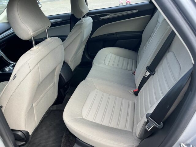 Серый Форд Фьюжн, объемом двигателя 2 л и пробегом 122 тыс. км за 14500 $, фото 20 на Automoto.ua