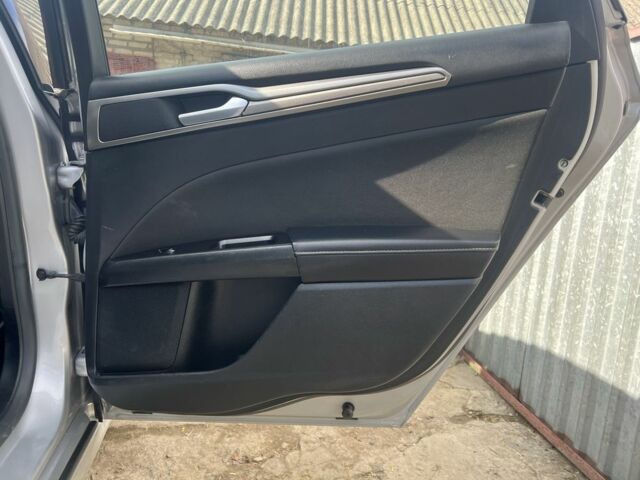 Серый Форд Фьюжн, объемом двигателя 2 л и пробегом 207 тыс. км за 13000 $, фото 20 на Automoto.ua