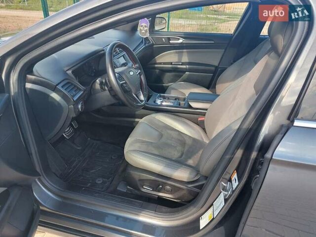 Сірий Форд Фьюжен, об'ємом двигуна 2.7 л та пробігом 93 тис. км за 13000 $, фото 9 на Automoto.ua