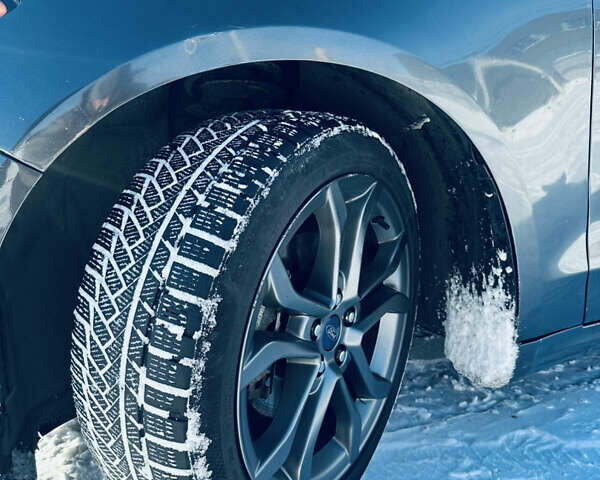 Сірий Форд Фьюжен, об'ємом двигуна 2.49 л та пробігом 138 тис. км за 9000 $, фото 2 на Automoto.ua