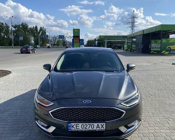 Серый Форд Фьюжн, объемом двигателя 2 л и пробегом 135 тыс. км за 13900 $, фото 1 на Automoto.ua