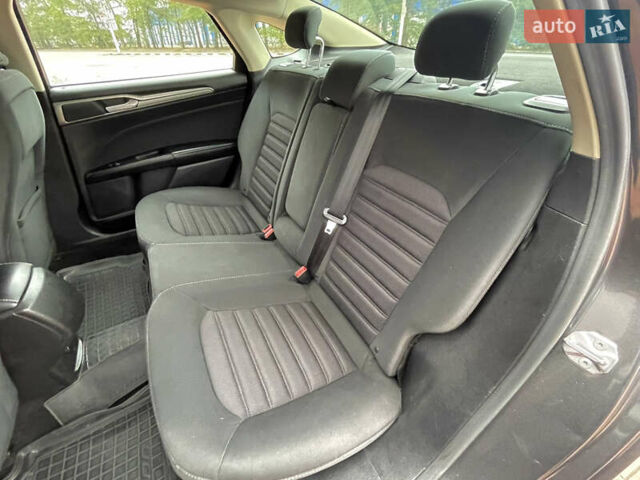 Серый Форд Фьюжн, объемом двигателя 2.49 л и пробегом 119 тыс. км за 10400 $, фото 59 на Automoto.ua