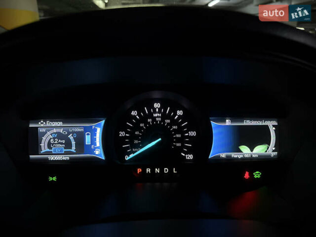 Серый Форд Фьюжн, объемом двигателя 2 л и пробегом 180 тыс. км за 14650 $, фото 44 на Automoto.ua