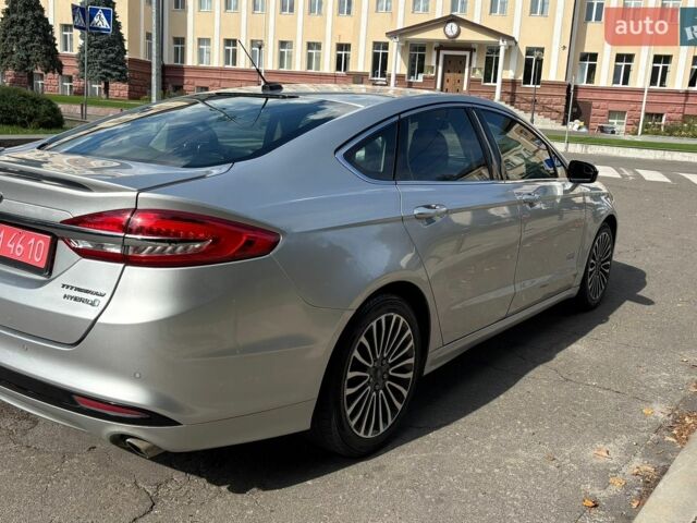 Серый Форд Фьюжн, объемом двигателя 2 л и пробегом 206 тыс. км за 13500 $, фото 6 на Automoto.ua