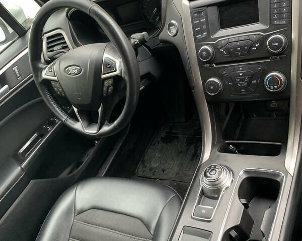 Сірий Форд Фьюжен, об'ємом двигуна 2.5 л та пробігом 118 тис. км за 12000 $, фото 8 на Automoto.ua