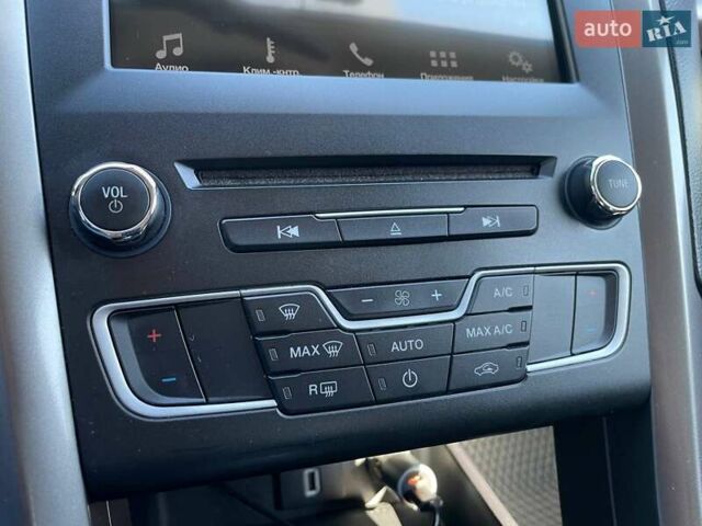 Серый Форд Фьюжн, объемом двигателя 2.49 л и пробегом 161 тыс. км за 14490 $, фото 21 на Automoto.ua