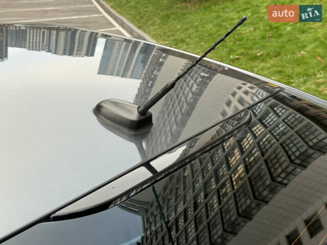 Серый Форд Фьюжн, объемом двигателя 2 л и пробегом 180 тыс. км за 14650 $, фото 10 на Automoto.ua