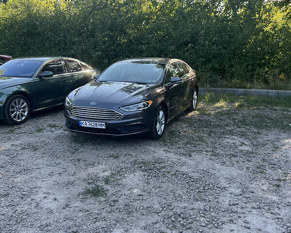 Серый Форд Фьюжн, объемом двигателя 2 л и пробегом 125 тыс. км за 15398 $, фото 3 на Automoto.ua