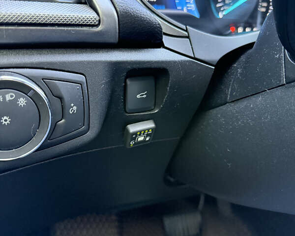 Серый Форд Фьюжн, объемом двигателя 2.5 л и пробегом 179 тыс. км за 10500 $, фото 9 на Automoto.ua