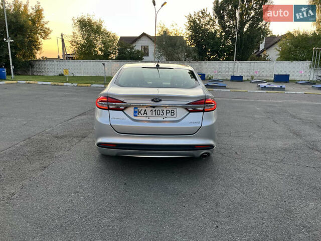 Серый Форд Фьюжн, объемом двигателя 2 л и пробегом 122 тыс. км за 14500 $, фото 24 на Automoto.ua