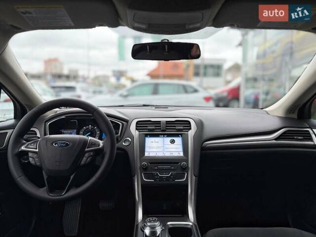 Форд Фьюжн 2017 в Киеве на Automoto.ua Серый Форд Фьюжн, объемом двигателя 2 л и пробегом 159 тыс. км за 12999 $, фото 11 на Automoto.ua
