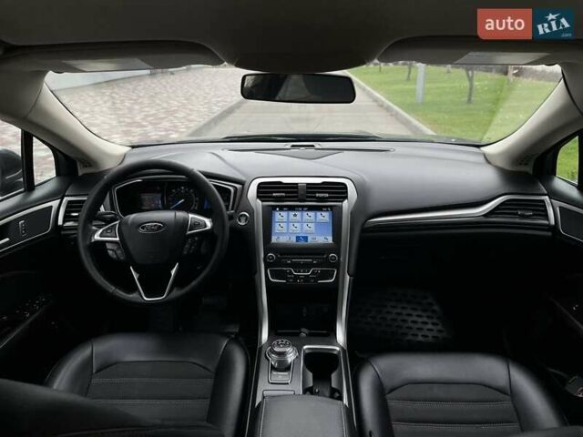 Форд Фьюжн 2017 в Днепре (Днепропетровске) на Automoto.ua Серый Форд Фьюжн, объемом двигателя 2 л и пробегом 146 тыс. км за 12999 $, фото 16 на Automoto.ua