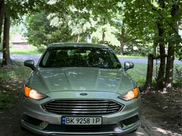 Серый Форд Фьюжн, объемом двигателя 2 л и пробегом 3 тыс. км за 10000 $, фото 2 на Automoto.ua