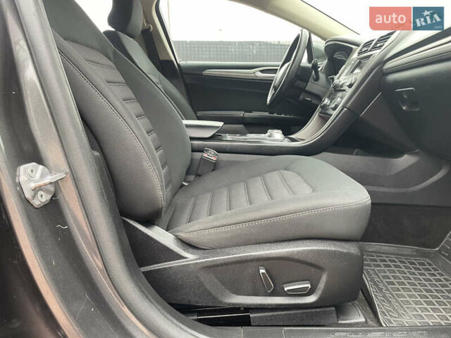 Серый Форд Фьюжн, объемом двигателя 2.49 л и пробегом 119 тыс. км за 10400 $, фото 47 на Automoto.ua