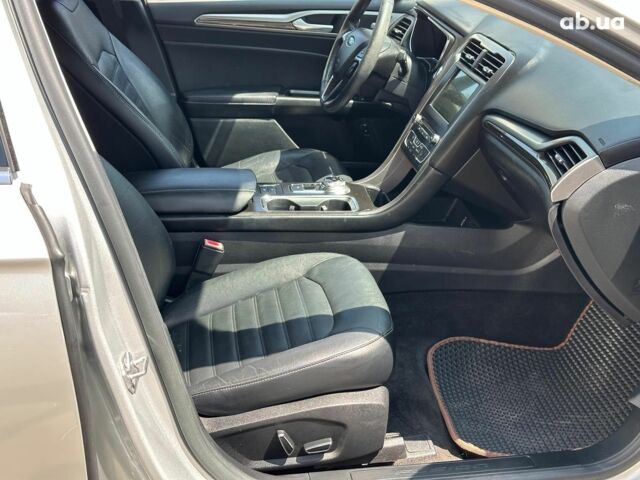 Форд Фьюжн 2017 в Одессе на Automoto.ua Серый Форд Фьюжн, объемом двигателя 2 л и пробегом 114 тыс. км за 15990 $, фото 22 на Automoto.ua