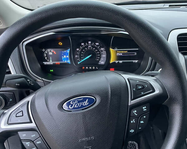 Серый Форд Фьюжн, объемом двигателя 2.49 л и пробегом 58 тыс. км за 11500 $, фото 1 на Automoto.ua