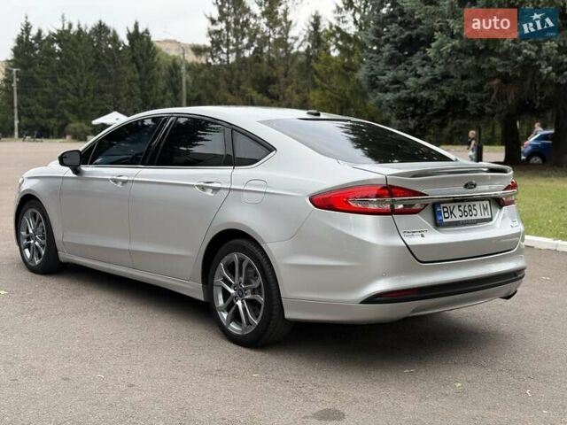 Сірий Форд Фьюжен, об'ємом двигуна 1.5 л та пробігом 198 тис. км за 9500 $, фото 26 на Automoto.ua