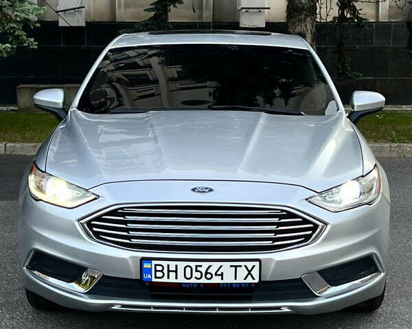 Сірий Форд Фьюжен, об'ємом двигуна 2 л та пробігом 173 тис. км за 16500 $, фото 1 на Automoto.ua