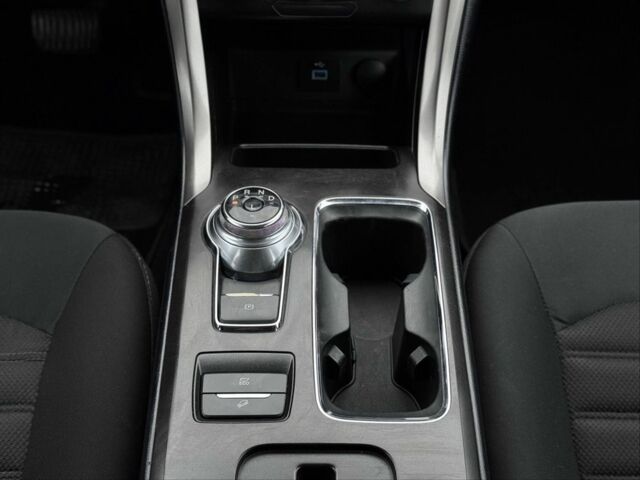 Серый Форд Фьюжн, объемом двигателя 2 л и пробегом 195 тыс. км за 12300 $, фото 16 на Automoto.ua