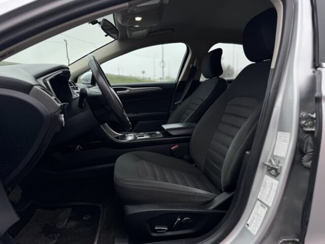 Серый Форд Фьюжн, объемом двигателя 2 л и пробегом 195 тыс. км за 12300 $, фото 19 на Automoto.ua