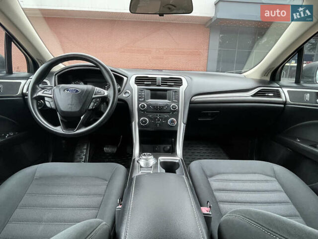 Серый Форд Фьюжн, объемом двигателя 2.49 л и пробегом 119 тыс. км за 10400 $, фото 65 на Automoto.ua