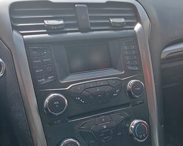 Серый Форд Фьюжн, объемом двигателя 1.5 л и пробегом 100 тыс. км за 10700 $, фото 6 на Automoto.ua