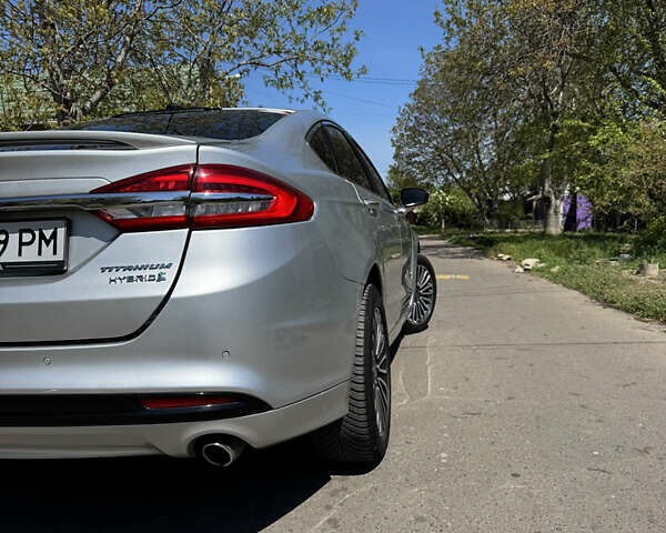 Сірий Форд Фьюжен, об'ємом двигуна 2 л та пробігом 230 тис. км за 15500 $, фото 3 на Automoto.ua