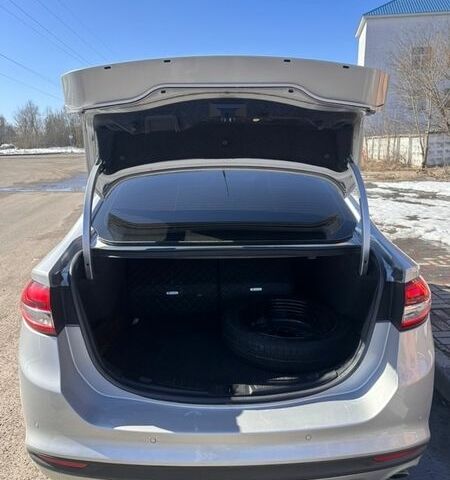 Серый Форд Фьюжн, объемом двигателя 2.5 л и пробегом 210 тыс. км за 12500 $, фото 16 на Automoto.ua