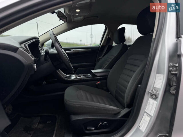 Серый Форд Фьюжн, объемом двигателя 2 л и пробегом 195 тыс. км за 12300 $, фото 29 на Automoto.ua