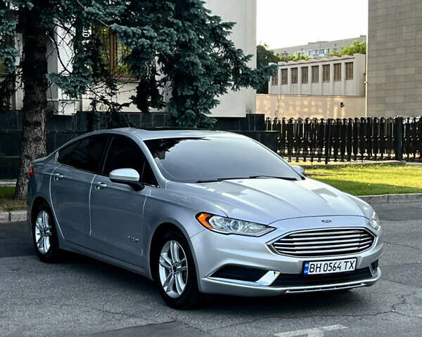 Сірий Форд Фьюжен, об'ємом двигуна 2 л та пробігом 173 тис. км за 16500 $, фото 10 на Automoto.ua