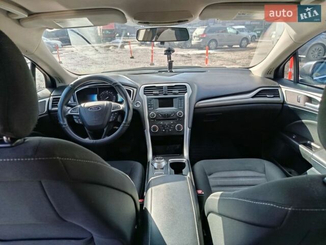 Сірий Форд Фьюжен, об'ємом двигуна 2 л та пробігом 181 тис. км за 11899 $, фото 20 на Automoto.ua