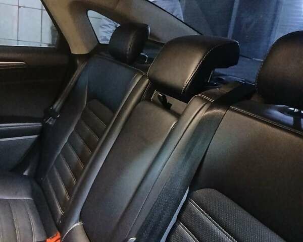 Сірий Форд Фьюжен, об'ємом двигуна 2.5 л та пробігом 265 тис. км за 10500 $, фото 6 на Automoto.ua